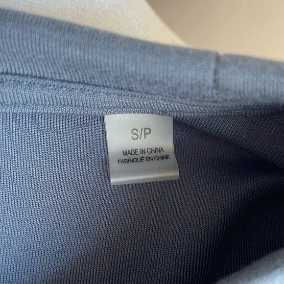 Women's Tahari Short Sleeve T-Shirt - Sz. S - Picture 3 of 4